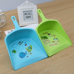 2元店日用百货批发采购指南 C117灰斗簸箕扫地工具与义乌市场解析